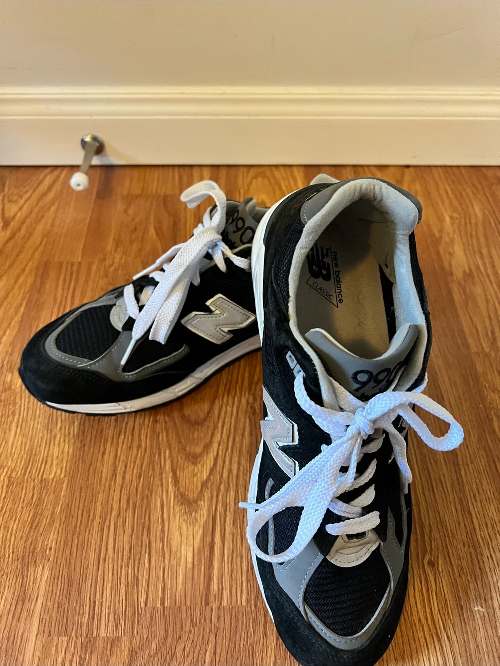 New Balance 990 Made in USA Men's Black and Gray Running Sneakers